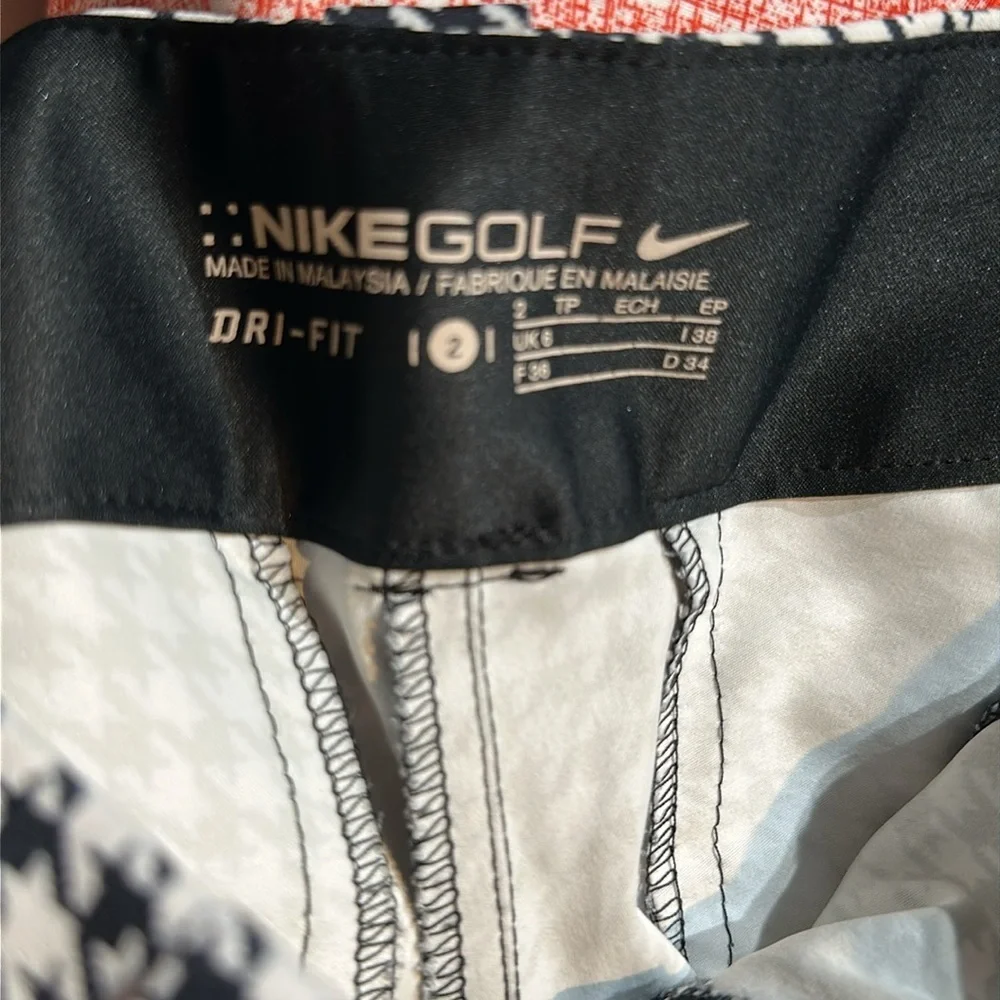 Nike golf dry fit size 2